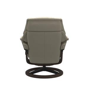 Stressless® Reno (L) Signature chair with footstool