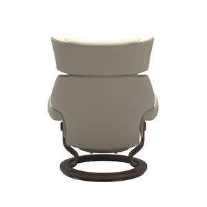 Stressless® Skyline (M) Classic chair with footstool