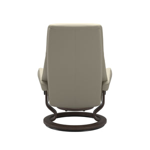 Stressless® View (S) Classic chair with footstool