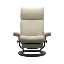 Load image into Gallery viewer, Stressless® Aura (M) Classic Power leg
