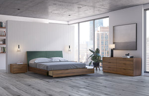 Urbana 42 Bed / optional drawer in footboard