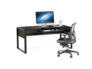 Corridor 6521 Desk